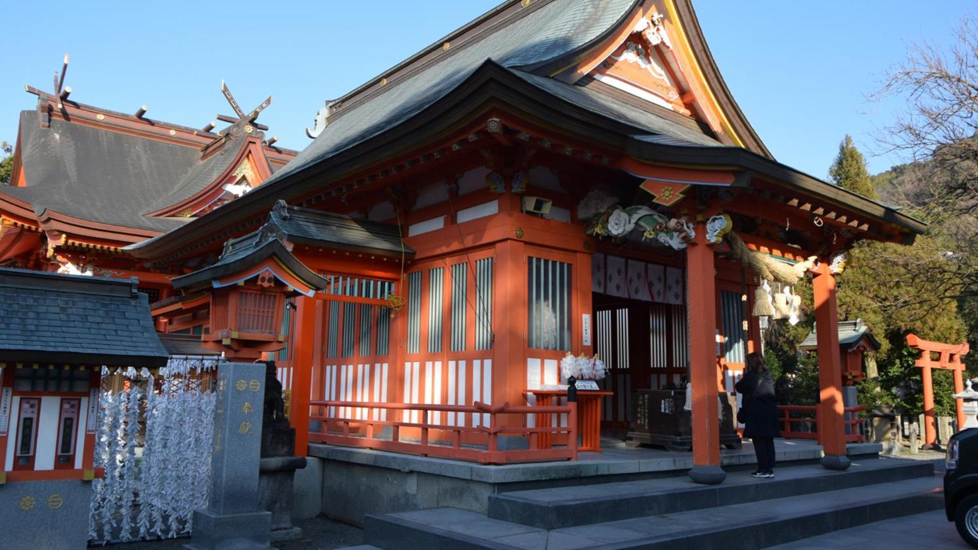 Toyoko Inn Shin-Yatsushiro Ekimae Buitenkant foto
